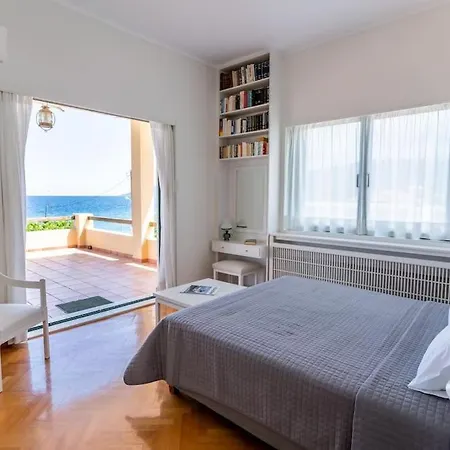 Beachfront Evgenia * Leonídion