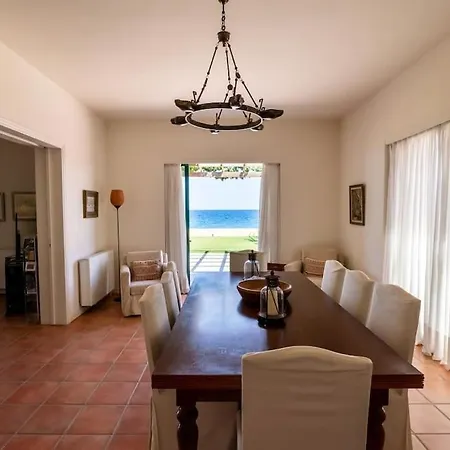 Beachfront Evgenia Leonídion