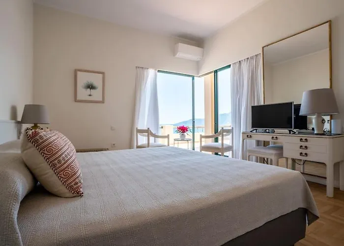 Beachfront Evgenia Leonídion