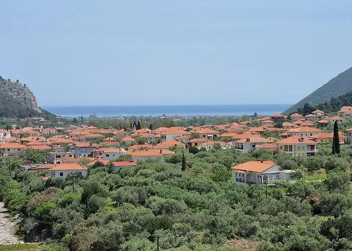 Beachfront Evgenia Leonídion
