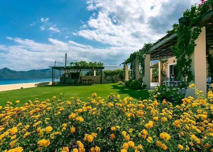 Beachfront Evgenia * Leonídion