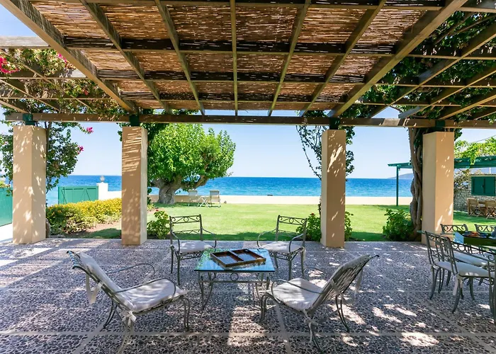 Beachfront Evgenia Villa